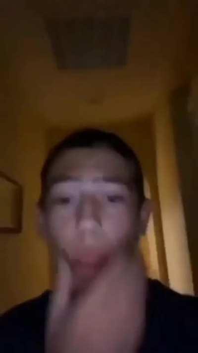 Gentlemen please don't listen to women don't keep yo hair long be a Chad like this guy