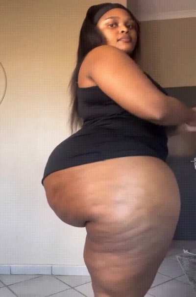 perfect booty🤩🤩