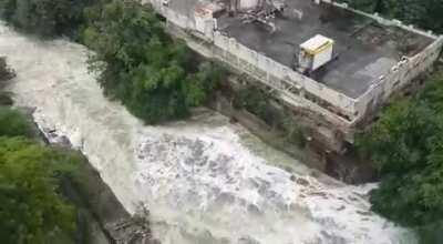 Tankbund Overflowing.