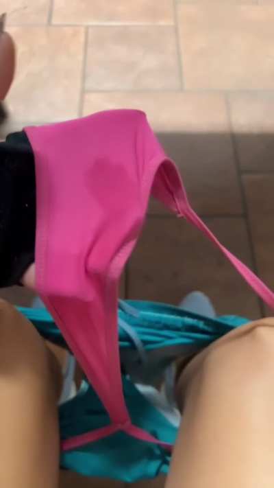 Army girl [selling] her dirty work panties. shipping to the [us] is free. Free pics included. Add ons available. DM for info❤️