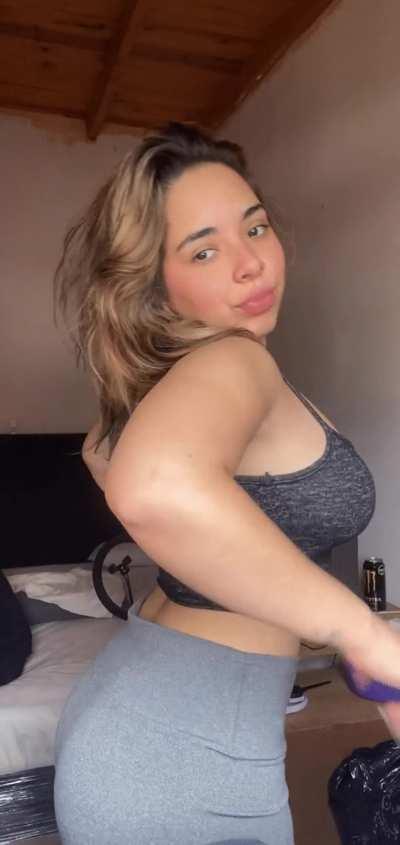 Some girls have it more juicier.. do you like it or should I train more?				