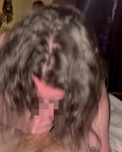 Love watching an artist at work [fm]