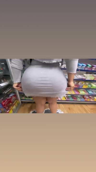 Another video in public for you guys 🥴