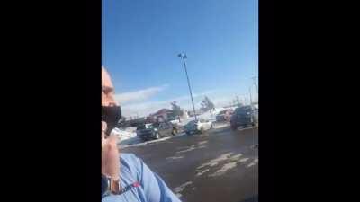 WCGW storming into a convenience store without a mask