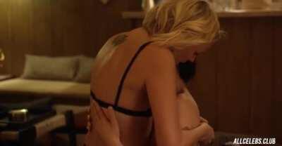 Malin Akerman and Kate Micucci