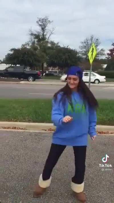 White people when there’s coleslaws at the function 