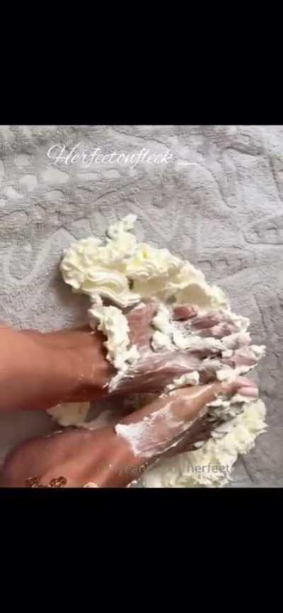 .my b y’all i had the videos ready and shit hut reddit wasn’t letting me post em but here it is !