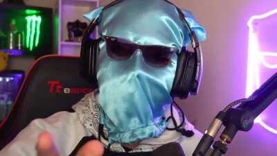 Aun no es Junio... pero XD