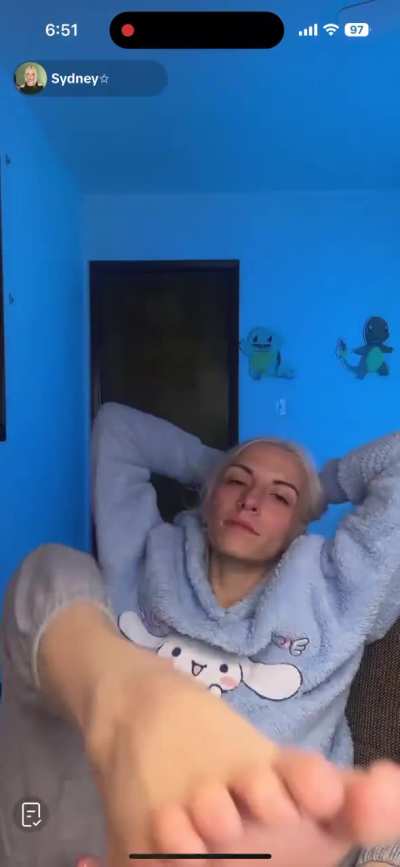 Syd feet treat - 2 min