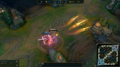 The combos possible with the new items are insane. - 7 abilities+aa+prowler's claw = less than 2 seconds.