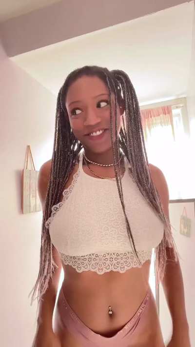 Take a look at my cutie patootie self :)