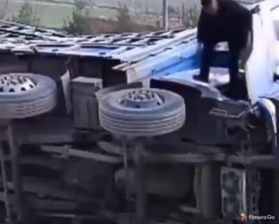 WCGW getting out of the truck you just crashed