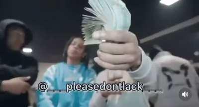 Jo Bandz almost drops the O next to B Lovee 😭😭😭 I’m cryin son really stopped midway