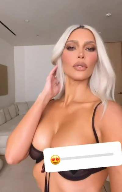 Today's nipslip in slo-mo