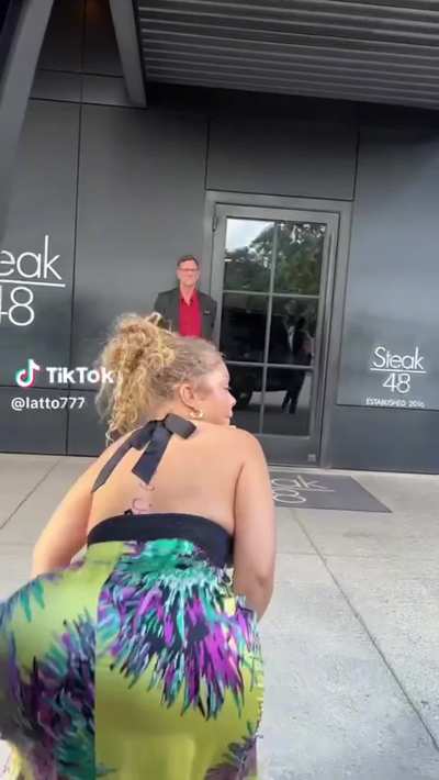 Public Thottery👀🍑