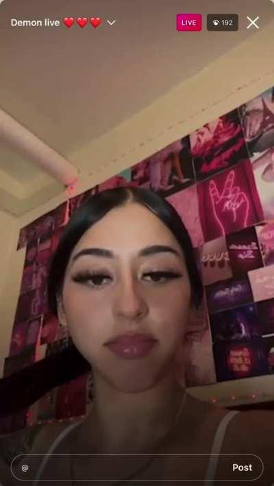 @theonlyrenaaa titty flash few minutes ago