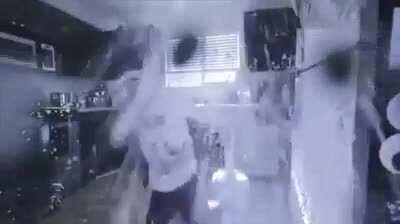 Ela: Nossa, vc deve durar MT na cama *eu quando ela tira o sutiã*