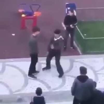 Yunan gencler neden boyle ya ?