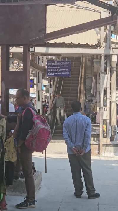 Saw this guy at thane station.