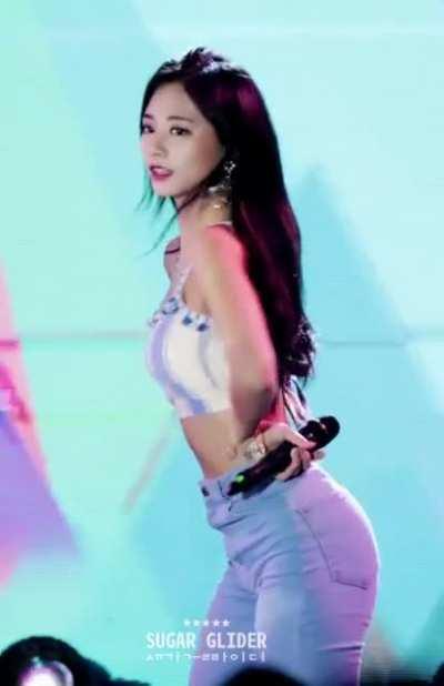 Tzuyu twice - Body is looking too delicious