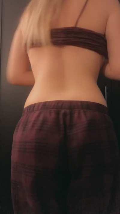 Snding nuds to whooever up this (instantly)👻:elisapfeiff4459