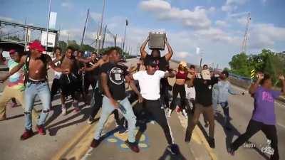 Was listening to Stadium recently, and decided to combine that with this masterpiece, and it kinda worked out! :D