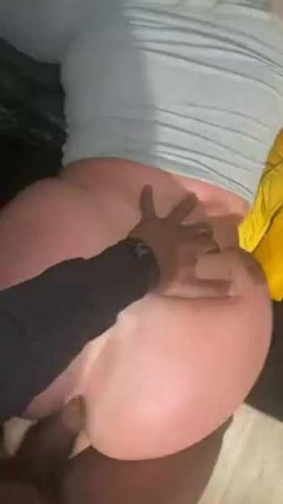 Love the 🍑🍑🍑….