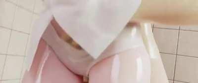 Mercy Shower Time, (GnomFist)