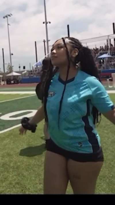 Mari at Streamer games