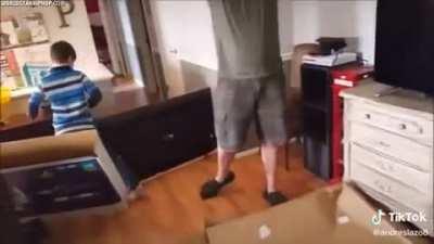 Leland shouldn't be allowed to have a hammer.