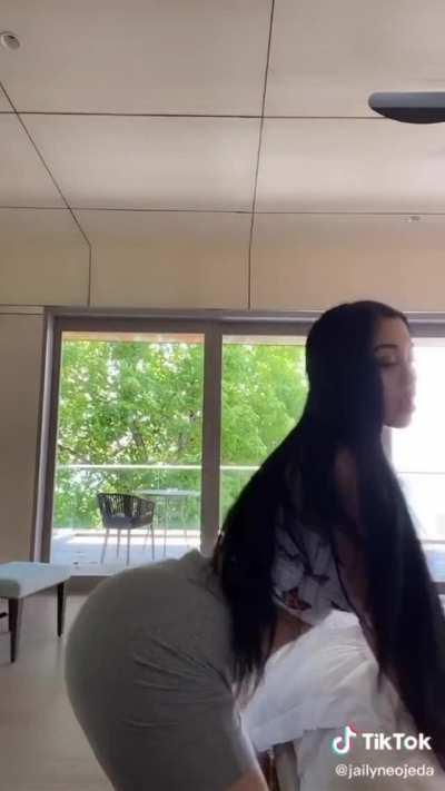 Jailyne TikTok Ass Compilation (part 3)