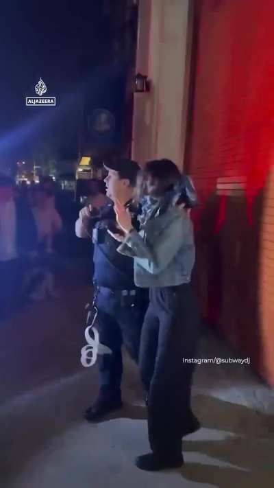 A Zionist Mob in NYC chases a lone woman and chants “Death to the Arabs!” in Hebrew