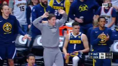 [Highlight] Crazy sequence for the Nuggets where they get 3 dunks in 32 seconds against the Pacers