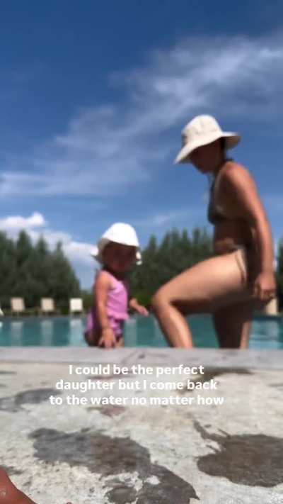 Backside at the pool