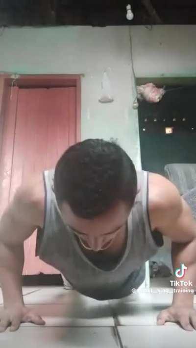 71 Push-ups to phonk music like it was nothing 