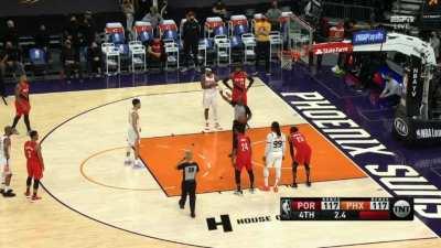 [Highlight] Booker makes both to win the game