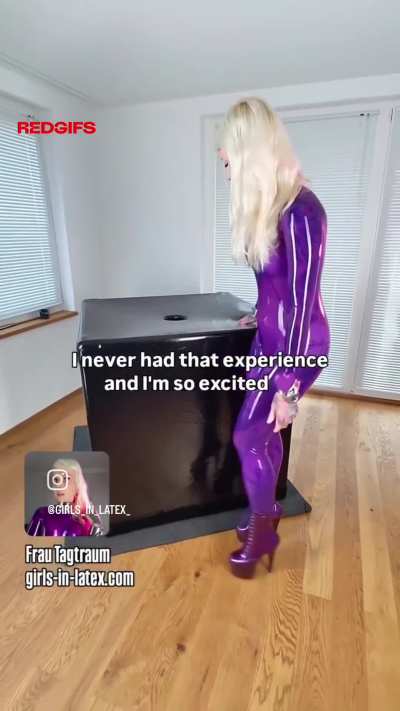 Frau tagtraum tries the vacuum cube for the first time 😈