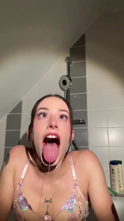 Hiii