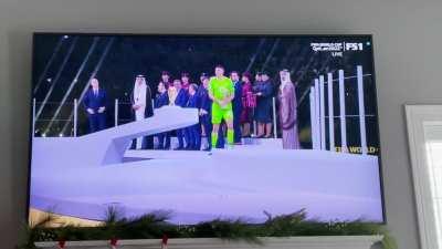 Emiliano Martinez Accepts 2022 World Cup Golden Glove