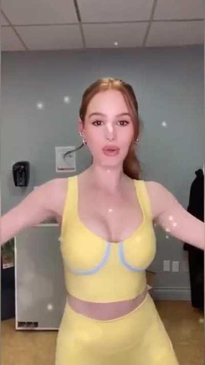 she loves showing off (slowed down, upscaled to 60fps)