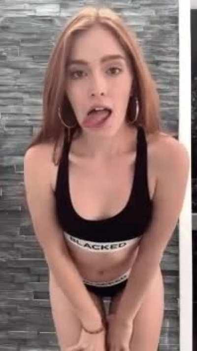 The QUEEN, always on my knees for her beauty