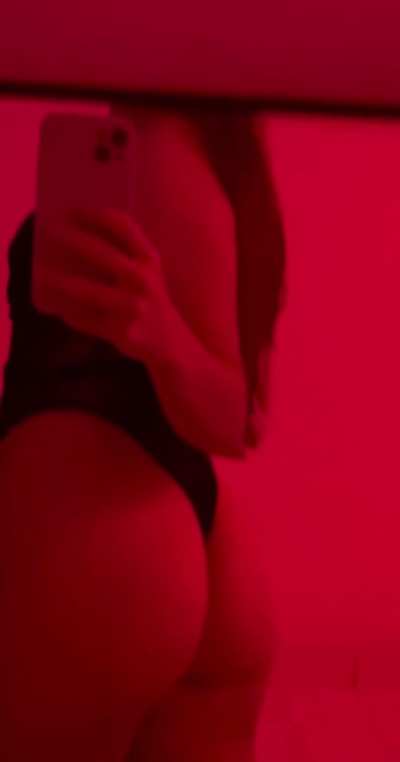 Need an older man for my first time!