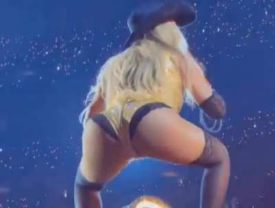 Arguably the hottest Cowboy Carter Tour outfit.