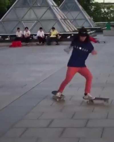 Туториал для начинающих азиатских скейтеров.