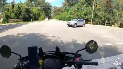 No idea what those 2 cars were doing