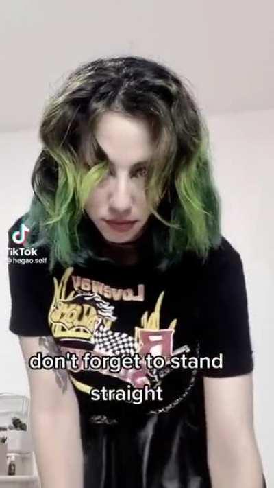 Stand straight (hegao.self)