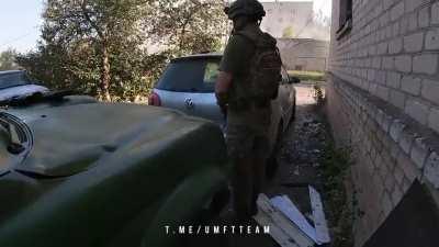 Ukrainian soldiers in Soledar come under harassing artillery fire