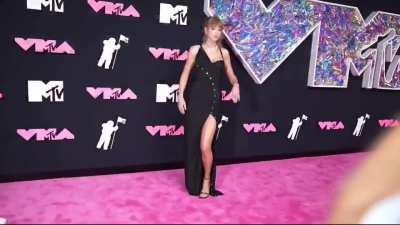MTV VMAs Pink Carpet Arrival (2023)