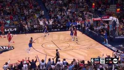 [Highlight] Trey Murphy can't miss for with 20 points and 7/7 FG and 4-4 3PT