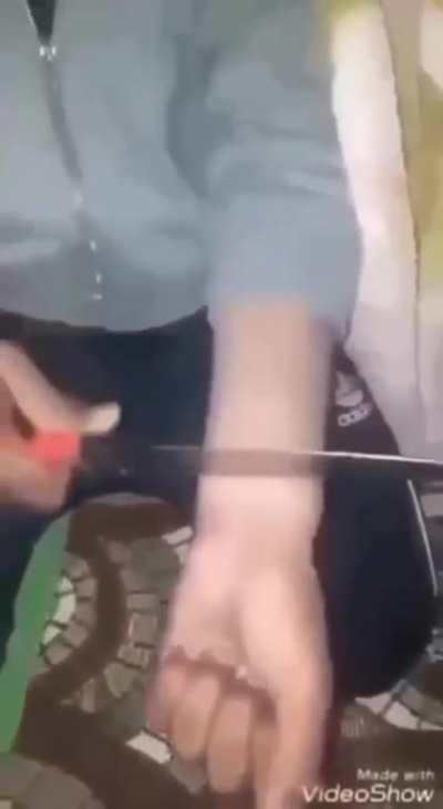 Hand cutting (thug edition) 